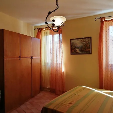 Apartament Diffuso Millepapaverirossi Casa Irma Cesi