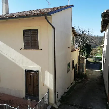 Apartament Diffuso Millepapaverirossi Casa Irma
